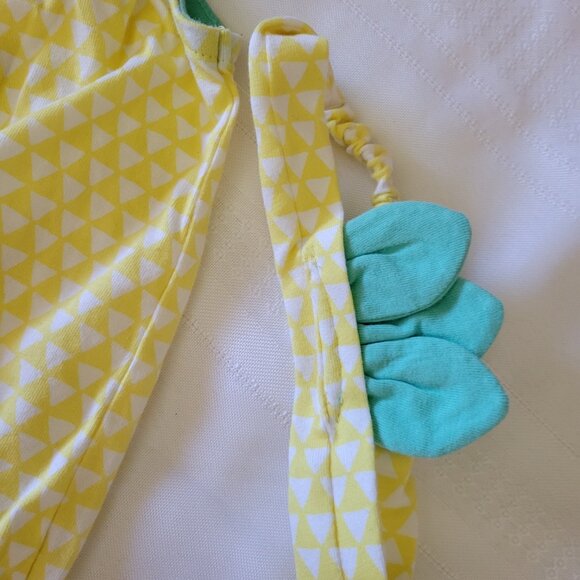 Gymboree California Dreamers 6-12 month Romper Headband NWT set. Mixed Bin Z30 - Picture 3 of 3